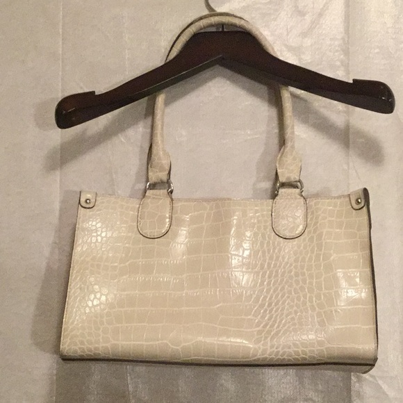 EMILY M. HANDBAG - Picture 2 of 5